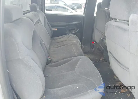 2002 GMC Sierra K2500 Heavy Duty z USA, uszkodzony, nr VIN 1GTHK23U22F188396